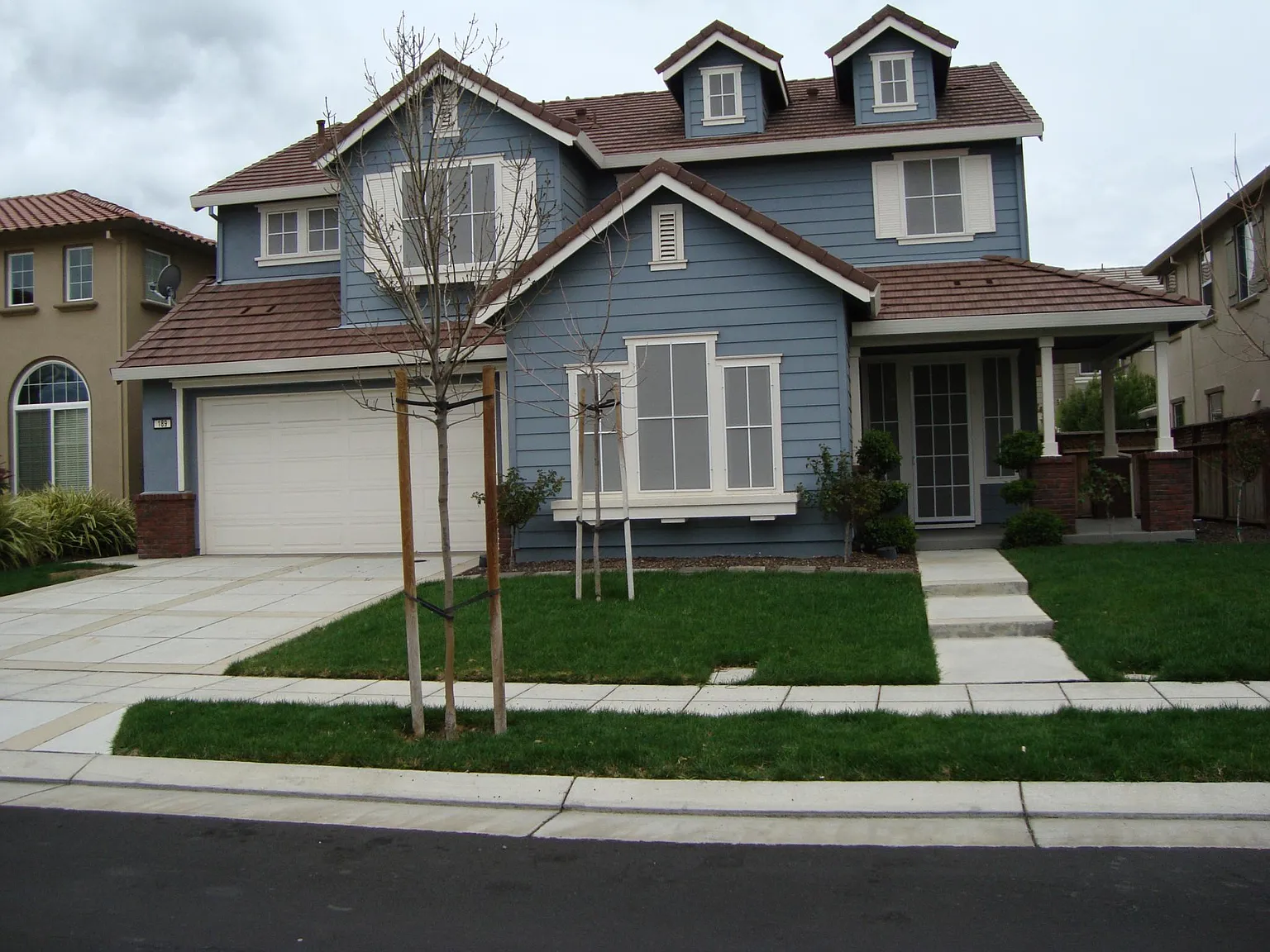 189 S Vista Hermosa St photo 1