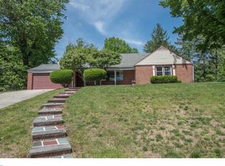 7914 Green Ln, Wyncote, PA 19095