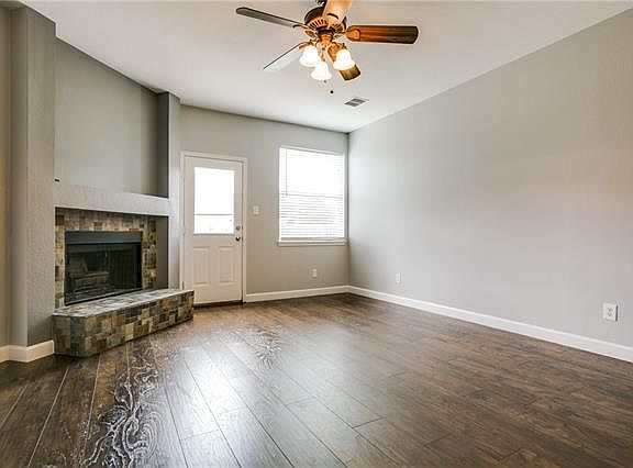 4th image of 1553 Rolling Brook Dr