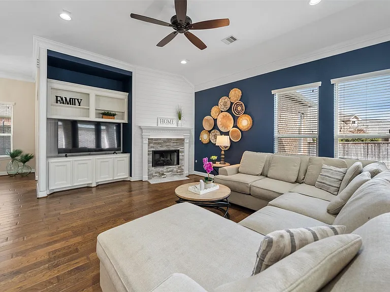 34 Danby Pl — Photo 23