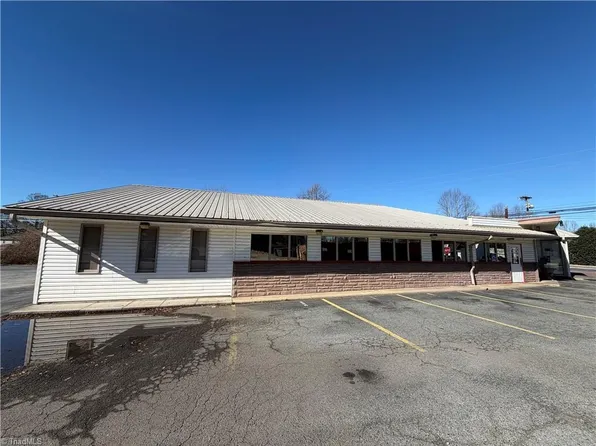 518 Southbound St, Lexington, NC 27292