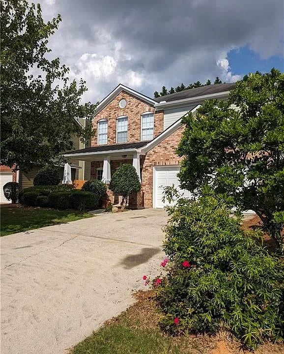 1521 Anna Ruby Ln NW