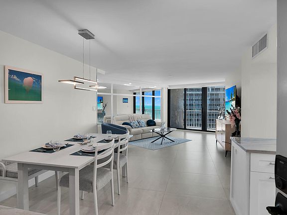 2nd image of 320 Seaview Ct APT 1607