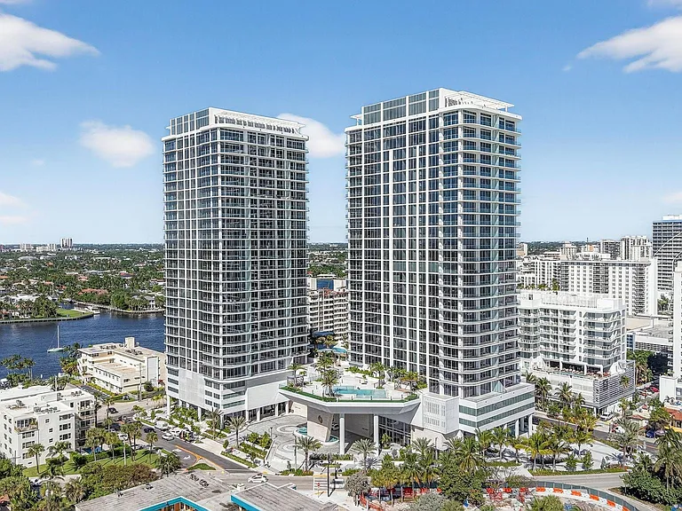 153 N Seabreeze Blvd #901 — Photo 43
