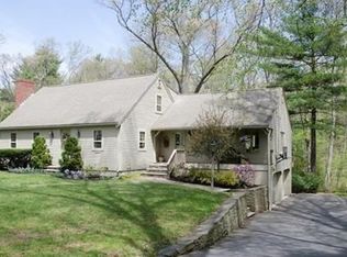 45 Pleasant St, West Newbury, MA 01985
