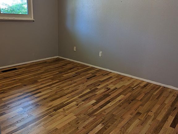3rd image of 15009 10th Ave E