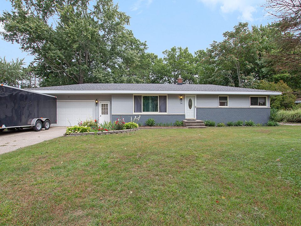 1st image of 391 W Mae Rose Ave