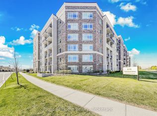 610 Farmstead Dr #307, Milton, ON L9T 8X5