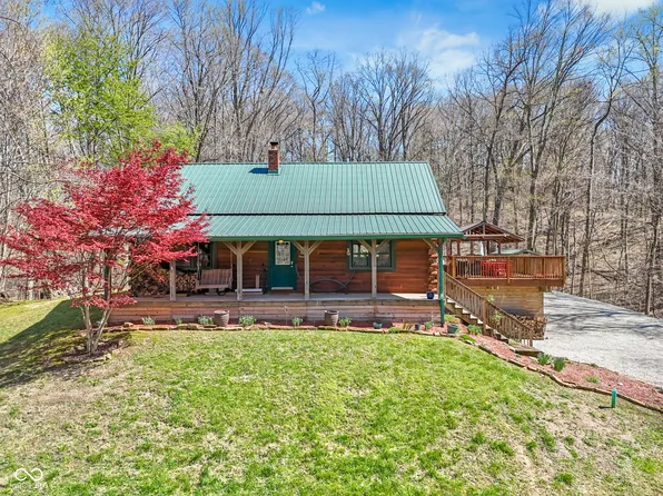 1371 S Copperstone Ct, Martinsville, IN 46151