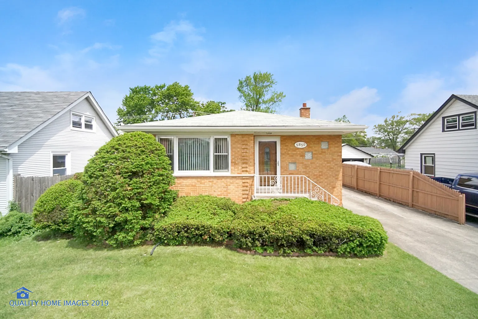 5850 W 81st Pl photo 1