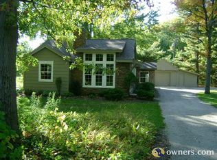 3724 Consear Rd, Lambertville, MI 48144