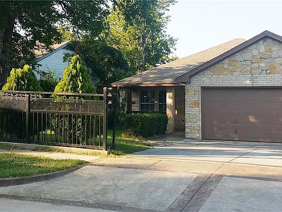 3rd image of 2516 NW Loraine St