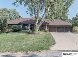 7062 Starlite Dr, Omaha, NE 68152
