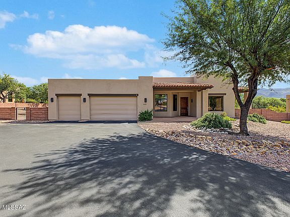 3rd image of 2448 N Barnwall Ct