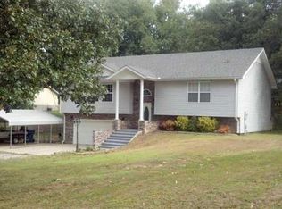 165 Stone Creek Dr, Poplar Bluff, MO 63901