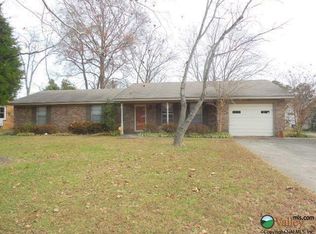 1218 Kathy Ln SW, Decatur, AL 35601