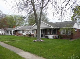 384 E Perkins St, Merrill, MI
