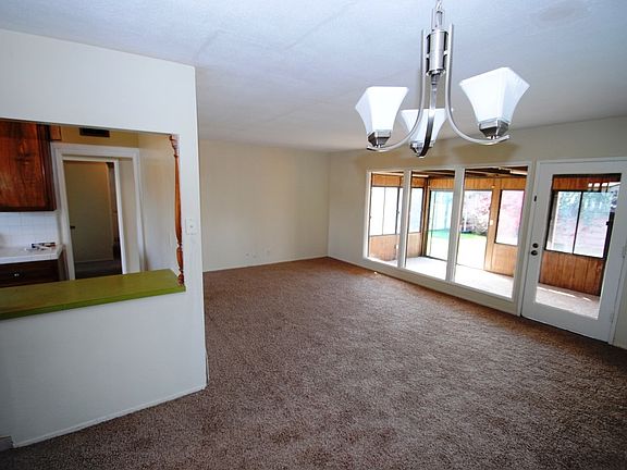 VIEW OF PATIO & BACK YARD