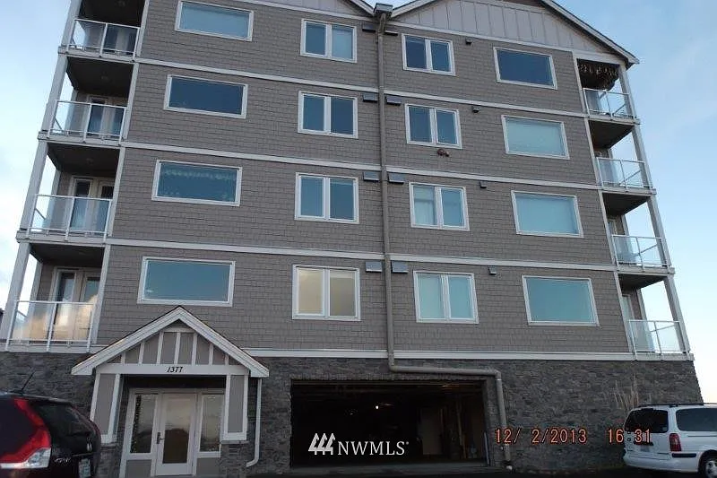 1377 Ocean Shores Blvd photo 1