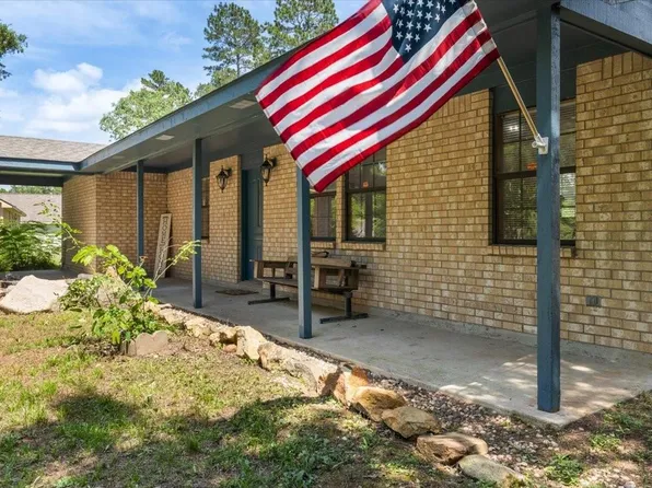 10530 Royal York Dr, Conroe, TX 77303
