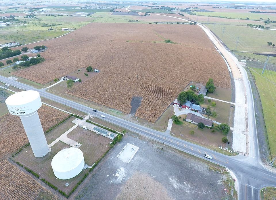 2nd image of 2725 Limmer Loop