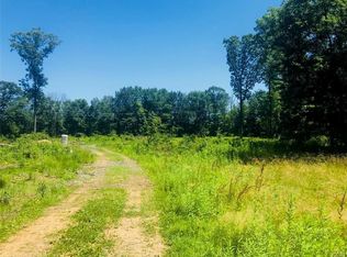 1248 Poplarwood Rd, Wind Gap, PA 18091