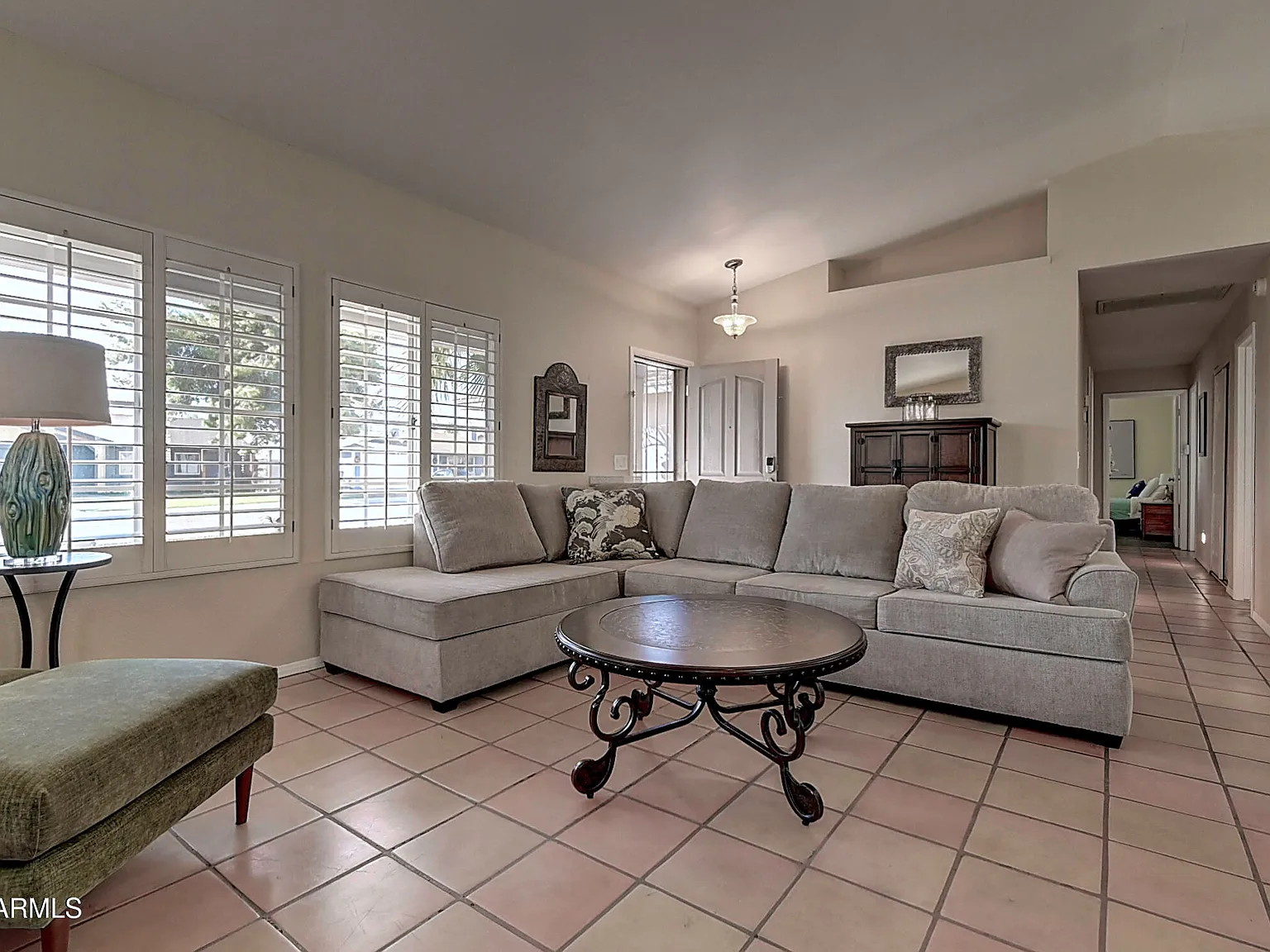 3 bed, 2.0 bath, 1500 sqft, $4,000 — Photo 3