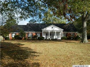 2004 Brookmeade Rd SE, Decatur, AL 35601