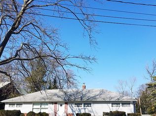 150 Valley Rd, River Edge, NJ 07661