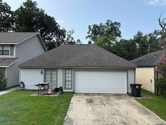 2nd image of 9024 Fox Run Ave
