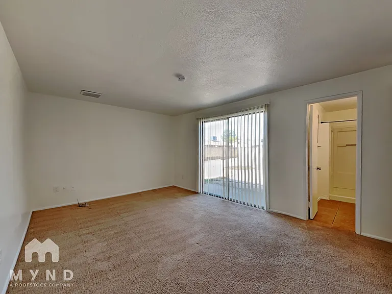 6033 W Vernon Ave — Photo 11