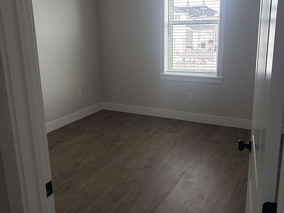 2nd image of 6165 Farmstead Ave #104