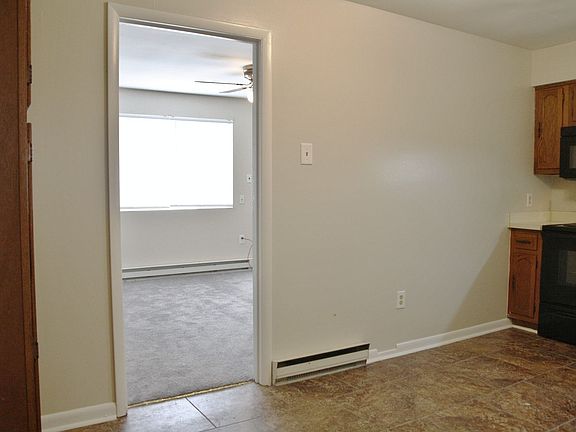 5th image of 320 Bridge St #204
