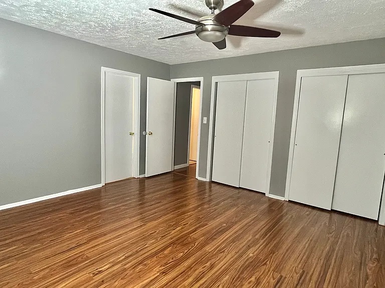 149 Zwolak Ct — Photo 12