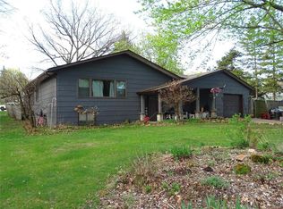 917 Goodrich St, Durand, WI 54736