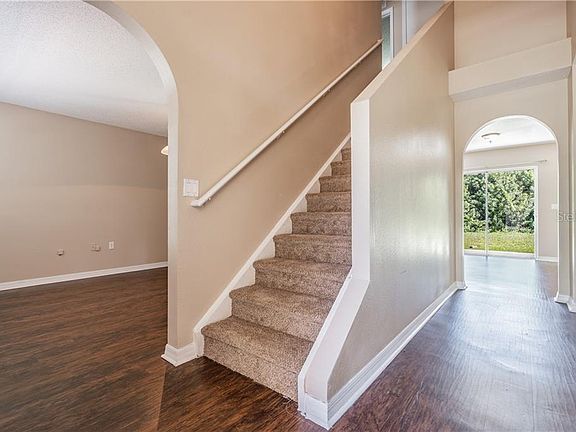 2nd image of 1601 Alhambra Crest Dr