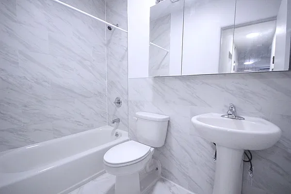 Rented by Dynamik Realty | media 3