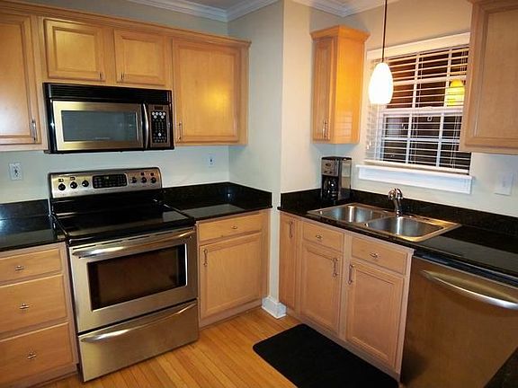 5th image of 1504 Masons Creek Cir #1504