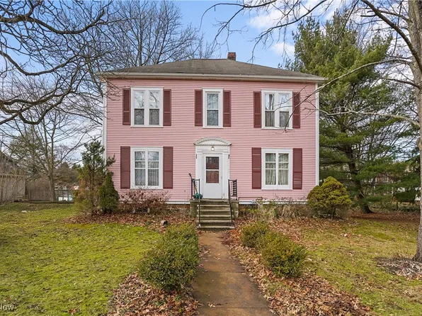 11769 Peckham St, Hiram, OH 44234