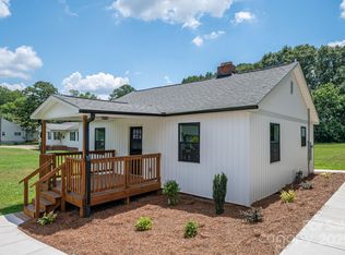 606 Mauney Ave, Kings Mountain, NC 28086
