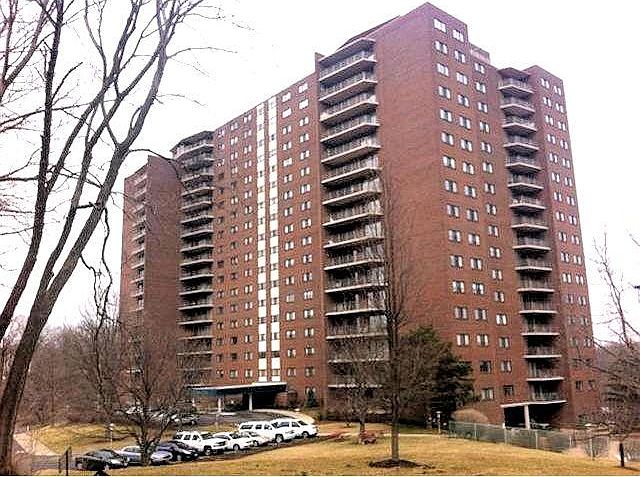 1st image of 5300 Hamilton Ave Unit 108