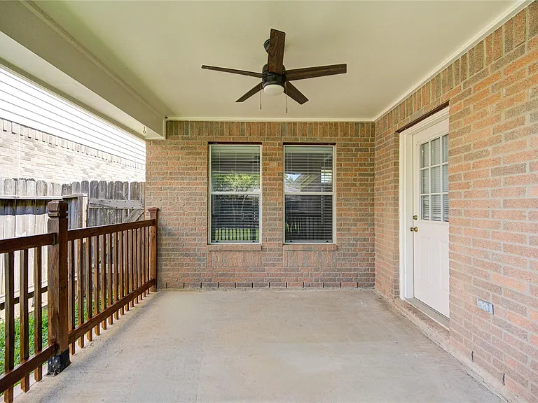 19915 Shore Meadows Ln — Photo 24