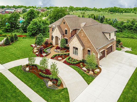 4th image of 3734 Royal Berkshire Ln