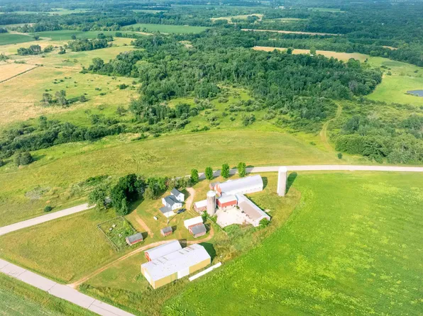W10630 County Highway X, Portage, WI 53901