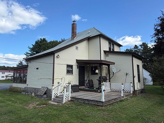 4th image of 241 Batchelder Road