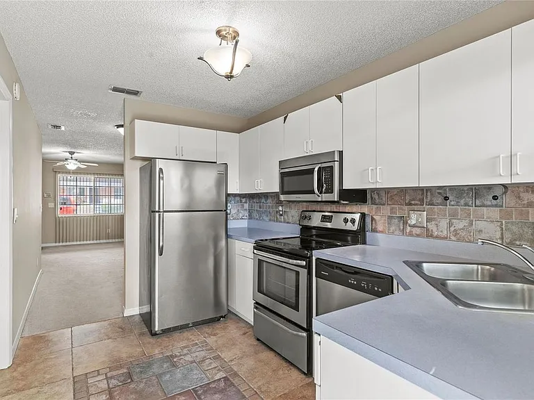 1022 Disston Ave — Photo 7