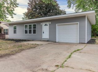 1601 W Healey St, Champaign, IL 61821