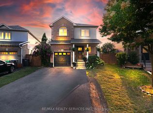 46 Oakmeadow Dr, Brampton, ON L7A 2M1