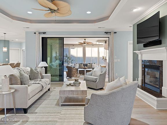 4th image of 2143 Villamar Drive