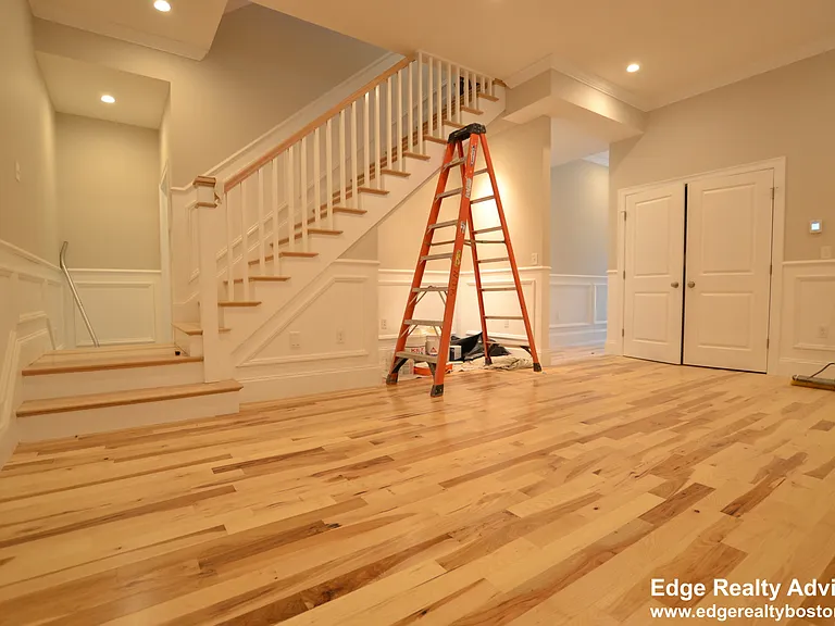 168 Bigelow St #1 — Photo 14